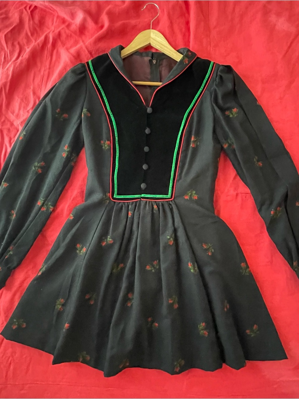 Vintage Black Floral Rosettes Long Sleeve Floral Trimmed Dress Size 4